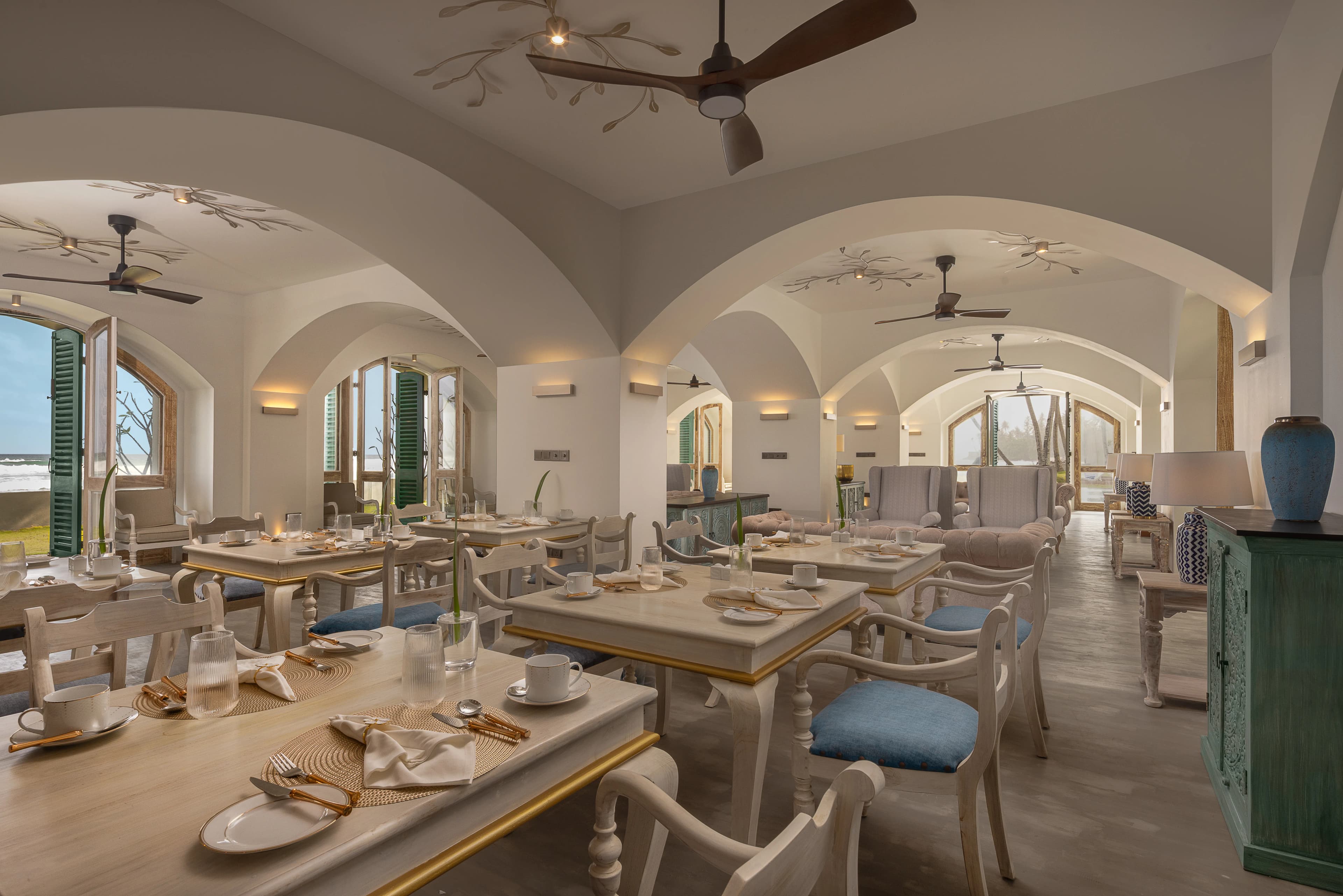 Interior & Exterior 3