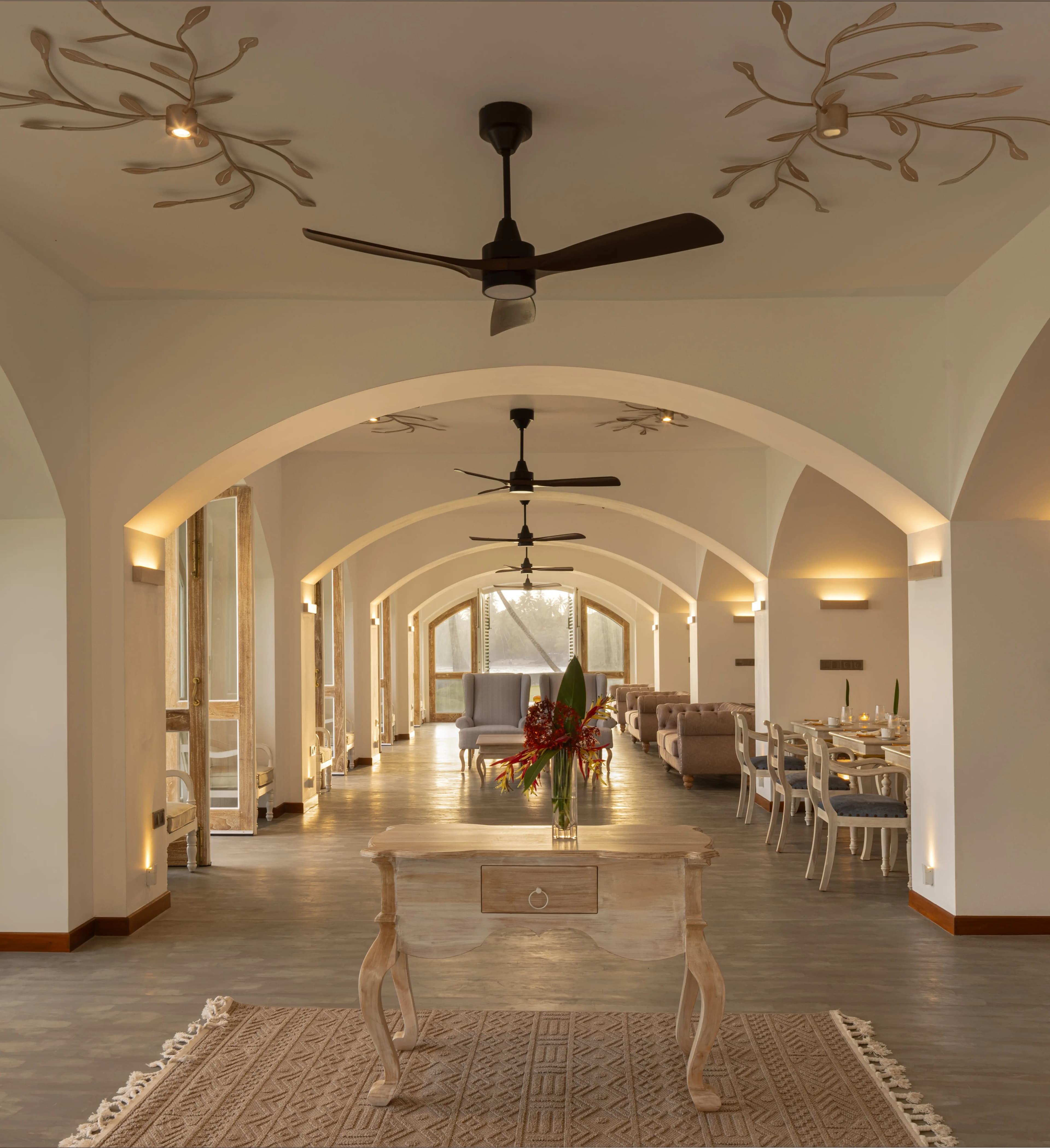 Interior & Exterior 3