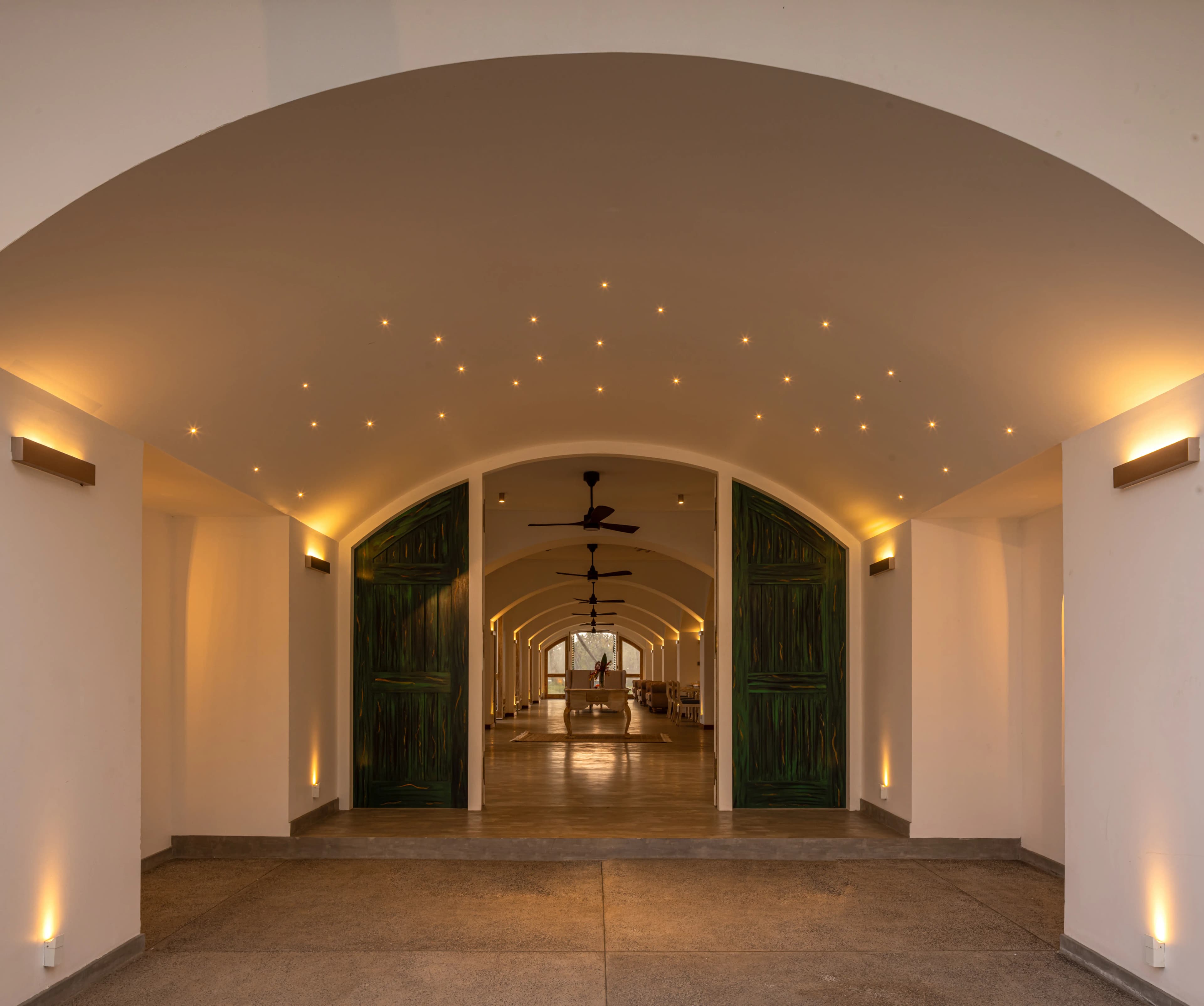 Interior & Exterior 3